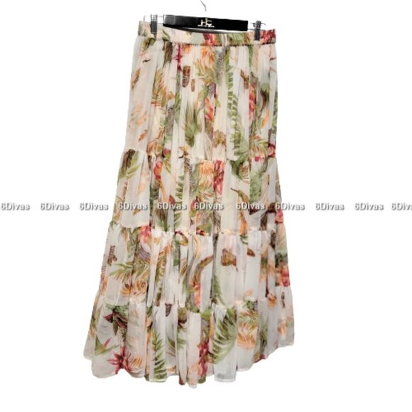 Fifteen Yard Skirt in Cream Beige with butterfly and bird motif - Picture 6 of 11